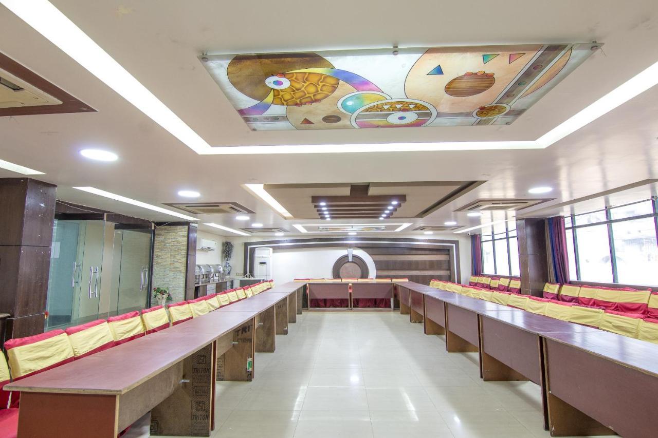 Collection O Hotel Green Forest Patna  Exterior photo
